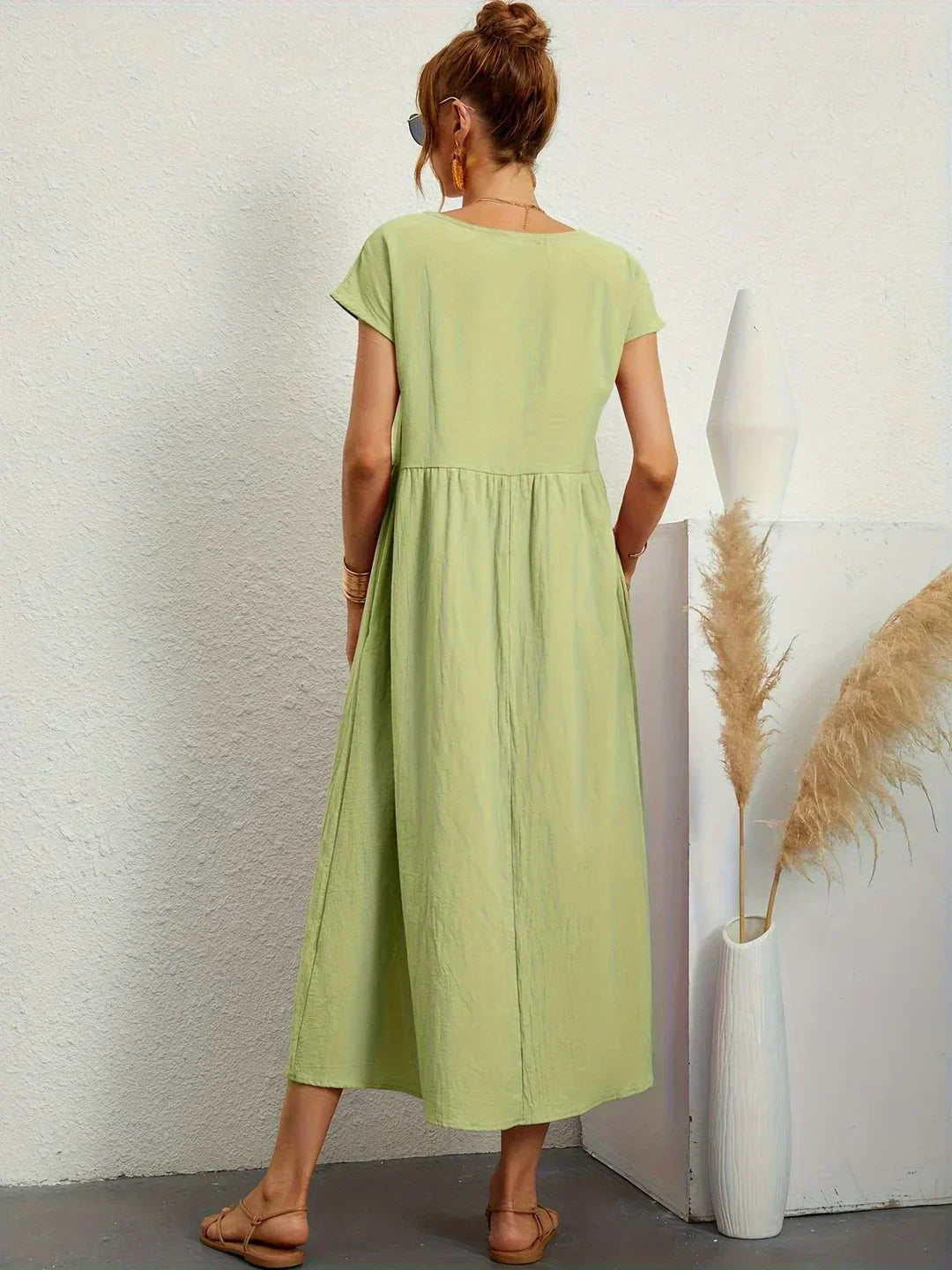 Nerys | Breathable White Midi Dress